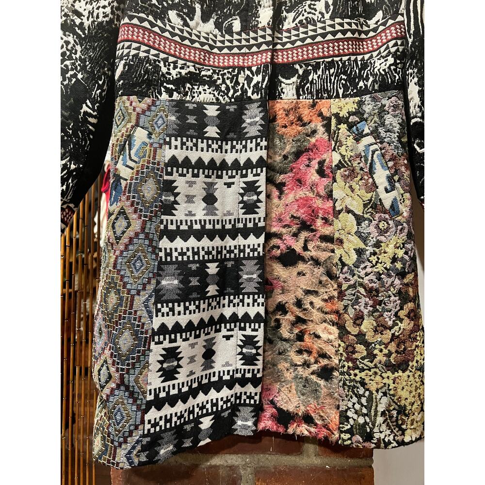Anthropologie Dor Dor Couture Tapestry Coat Patchwork Art Wear Tribal Boho M - Picture 8 of 11
